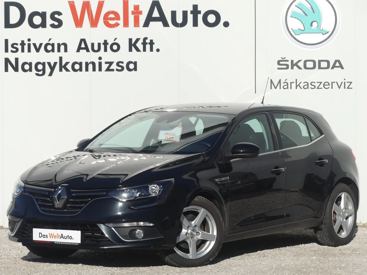Renault Megane 1,6 dCi 96 kW Baujahr 2016, fekete, 126.005 km, Ungarn — Foto 1