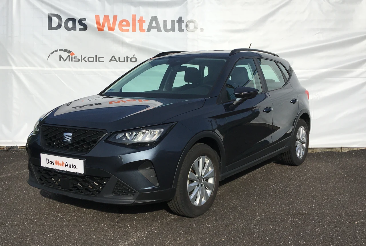 SEAT Arona 1,0 TSI 85 kW DSG Baujahr 2024, Magnetic szürke metál, 39.793 km, Ungarn — Foto 1
