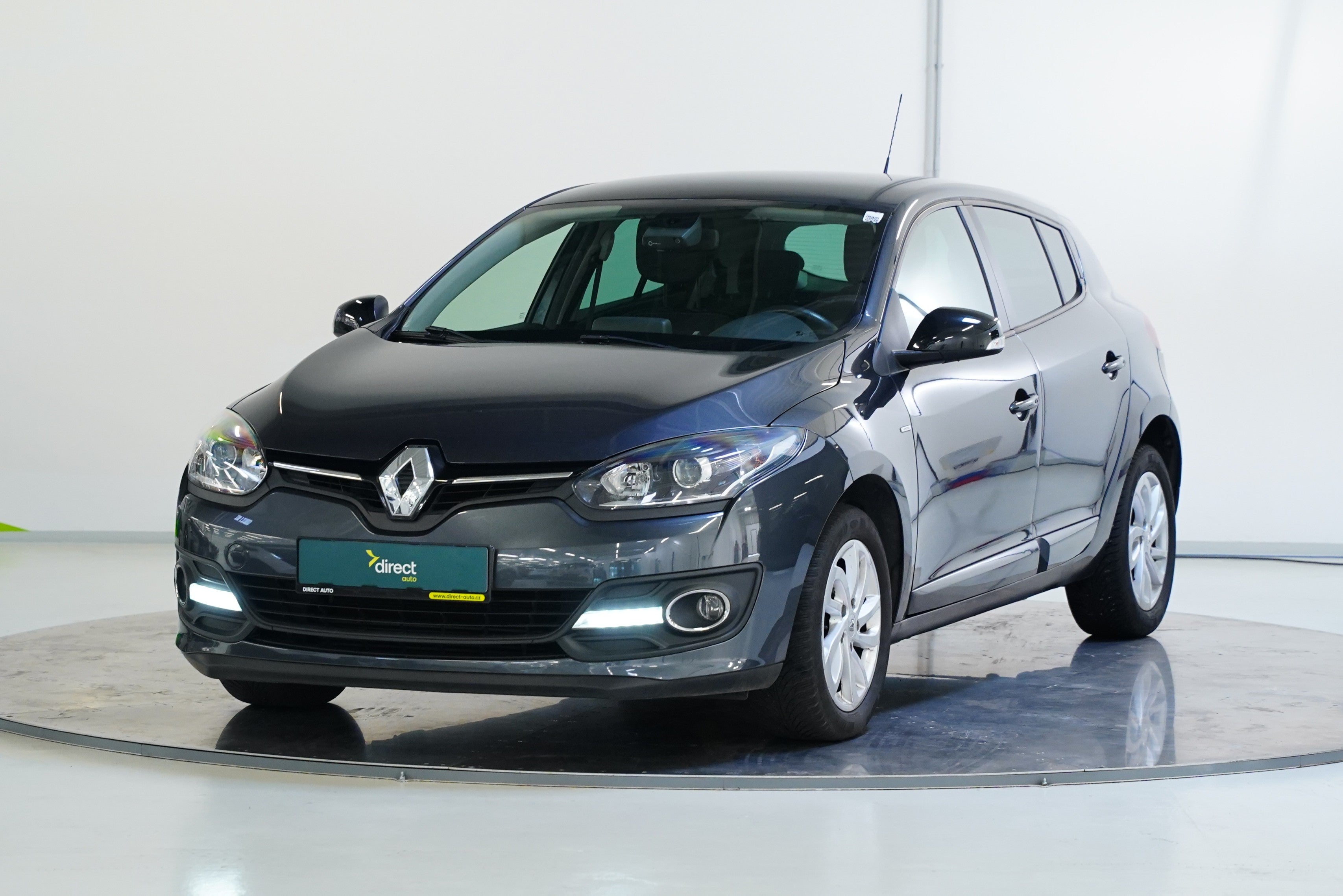 Renault Mégane 1,2 TCe 85 kW Automatik, Tschechien — Foto 1 | AMOTOR Renault Mégane 1,2 TCe 85 kW Automatik, Tschechien — Foto 1