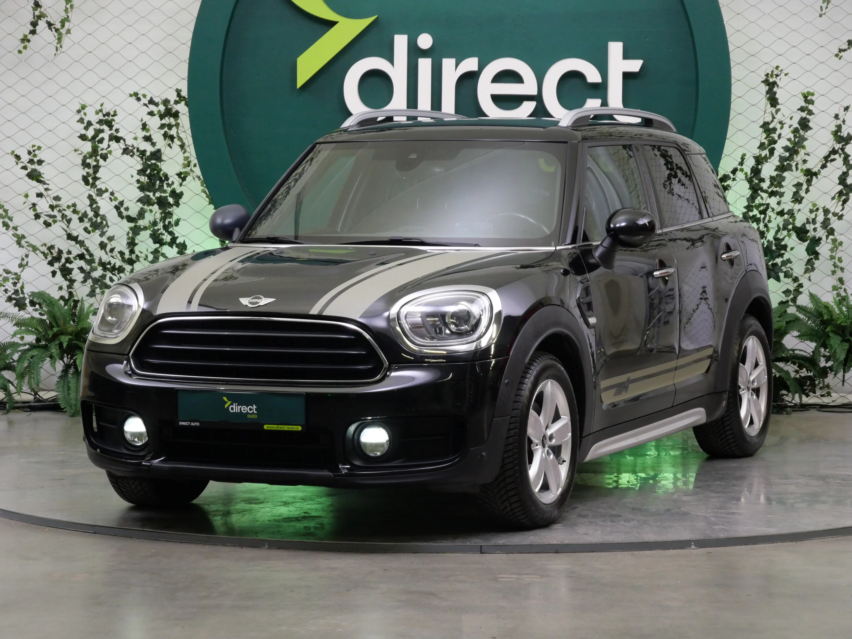 MINI Countryman D ALL4 2.0 110 kW Schaltgetriebe, Tschechien — Foto 1