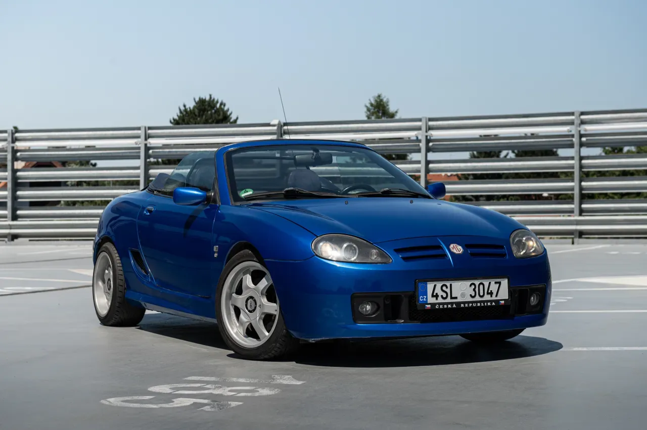 MG Tf 18i 1,8 100 kW Schaltgetriebe Baujahr 2025, Tschechien — Foto 5 von 44