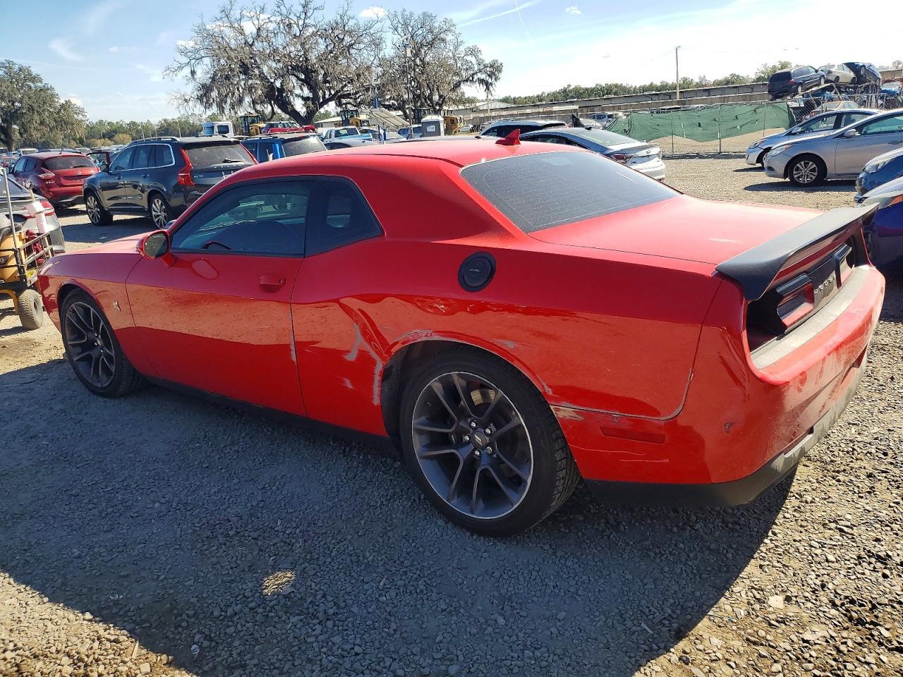 Dodge Challenger, Polen — Foto 2 von 8