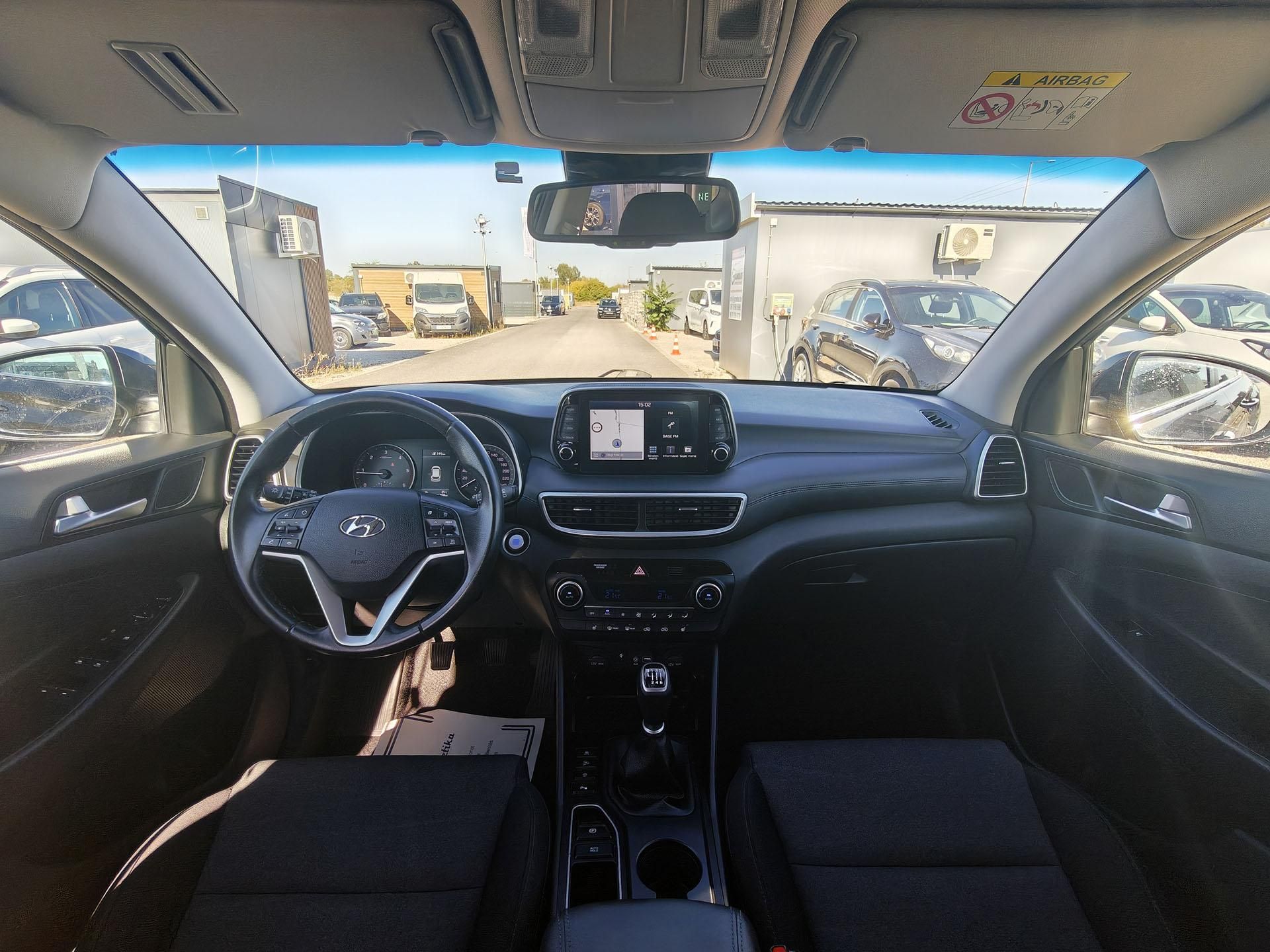 Hyundai Tucson 1,6 CRDi 85 kW Schaltgetriebe Baujahr 2020, grau, 115.308 km, Ungarn — Foto 10 von 12