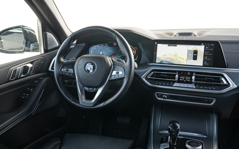 BMW x3 xDrive 3,0 210 kW Automatik, Slowakei — Foto 11 von 36