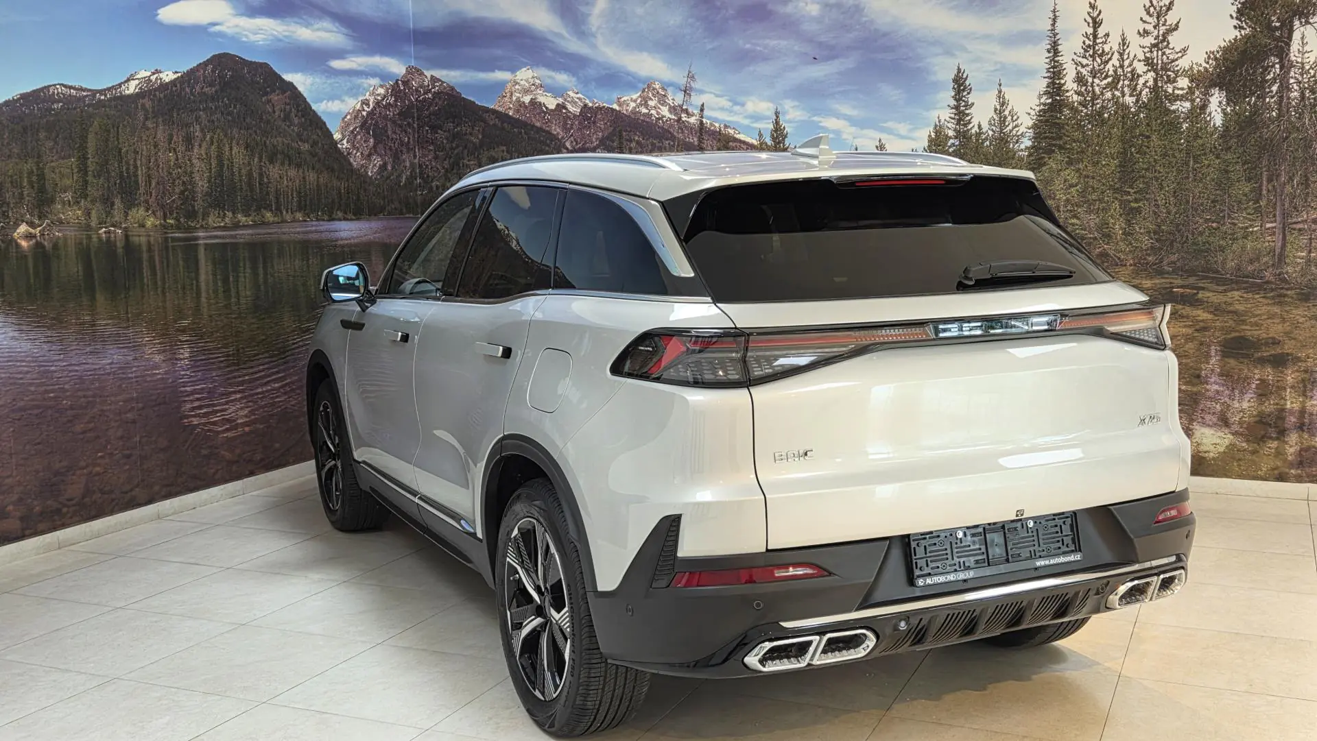 BAIC x7 130kw 7dct Baujahr 2026, 5 km, Tschechien — Foto 7 von 16