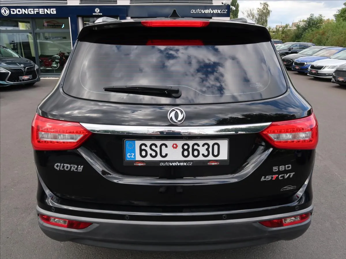 Dongfeng Glory 107 kW Automatik Baujahr 2023, Tschechien — Foto 8 von 60
