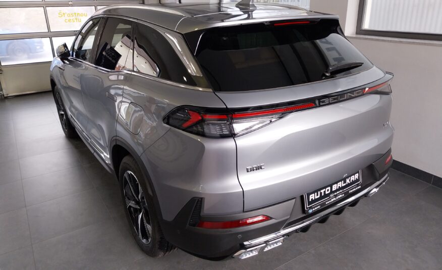 BAIC x7 138 kW Automatik, Tschechien — Foto 9 von 22