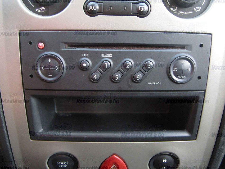 Renault Mégane 60 kW 1.5 dCi Schaltgetriebe Baujahr 2003, 267.322 km, Tschechien — Foto 12 von 14