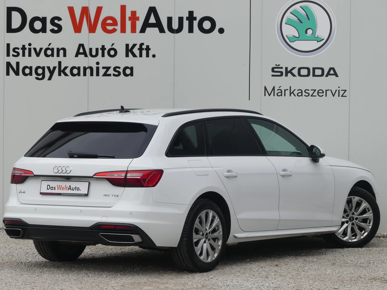 Audi A4 2,0 150 kW TDI Automatik Baujahr 2023, Íbiszfehér, 119.875 km, Ungarn — Foto 3 von 15