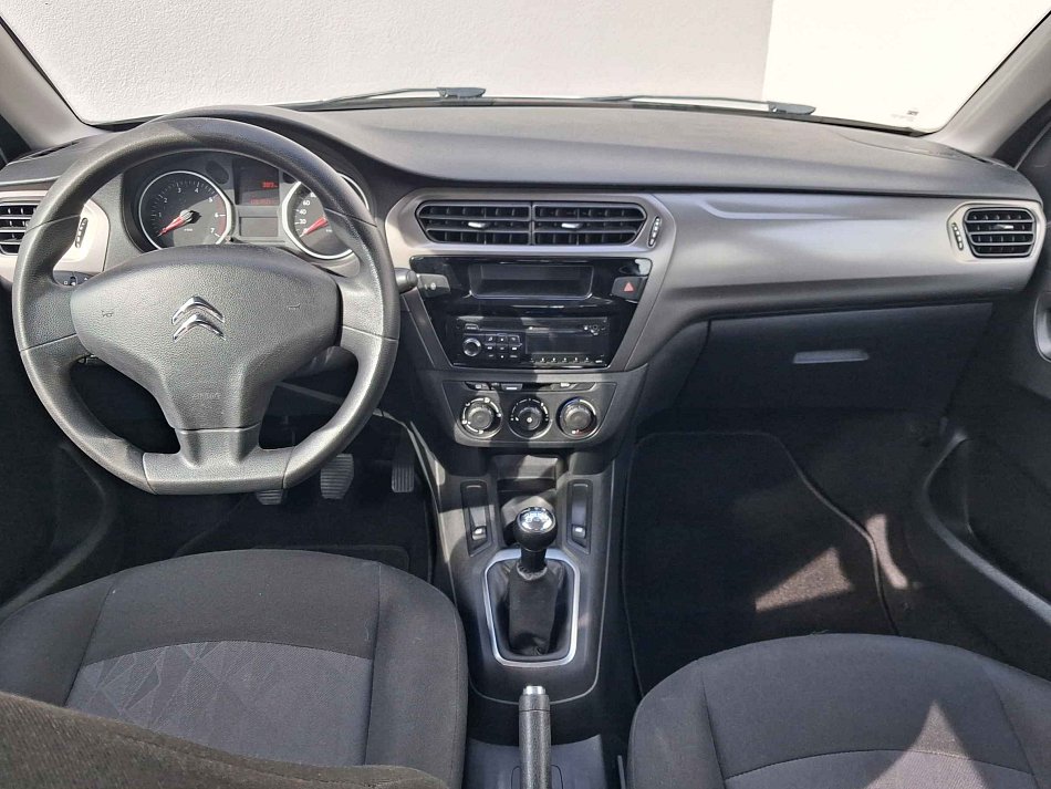 Citroen C-Elysee 85 kW 1.6 i Schaltgetriebe Baujahr 2016, 91.900 km, Tschechien — Foto 8 von 13