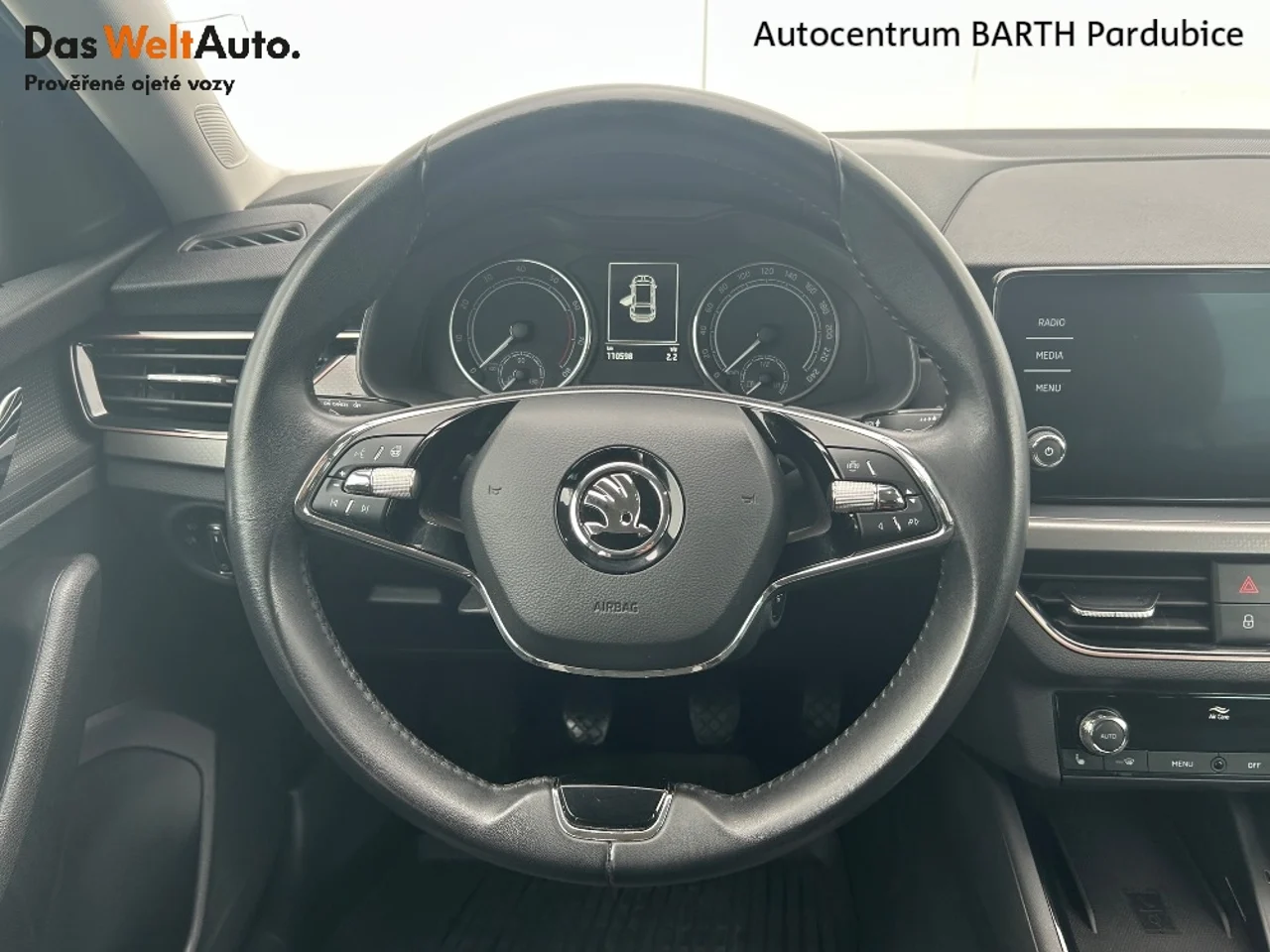 Škoda Scala 1,0 TSI 81 kW Schaltgetriebe Baujahr 2023, šedá - metalická, 110.596 km, Tschechien — Foto 11 von 22