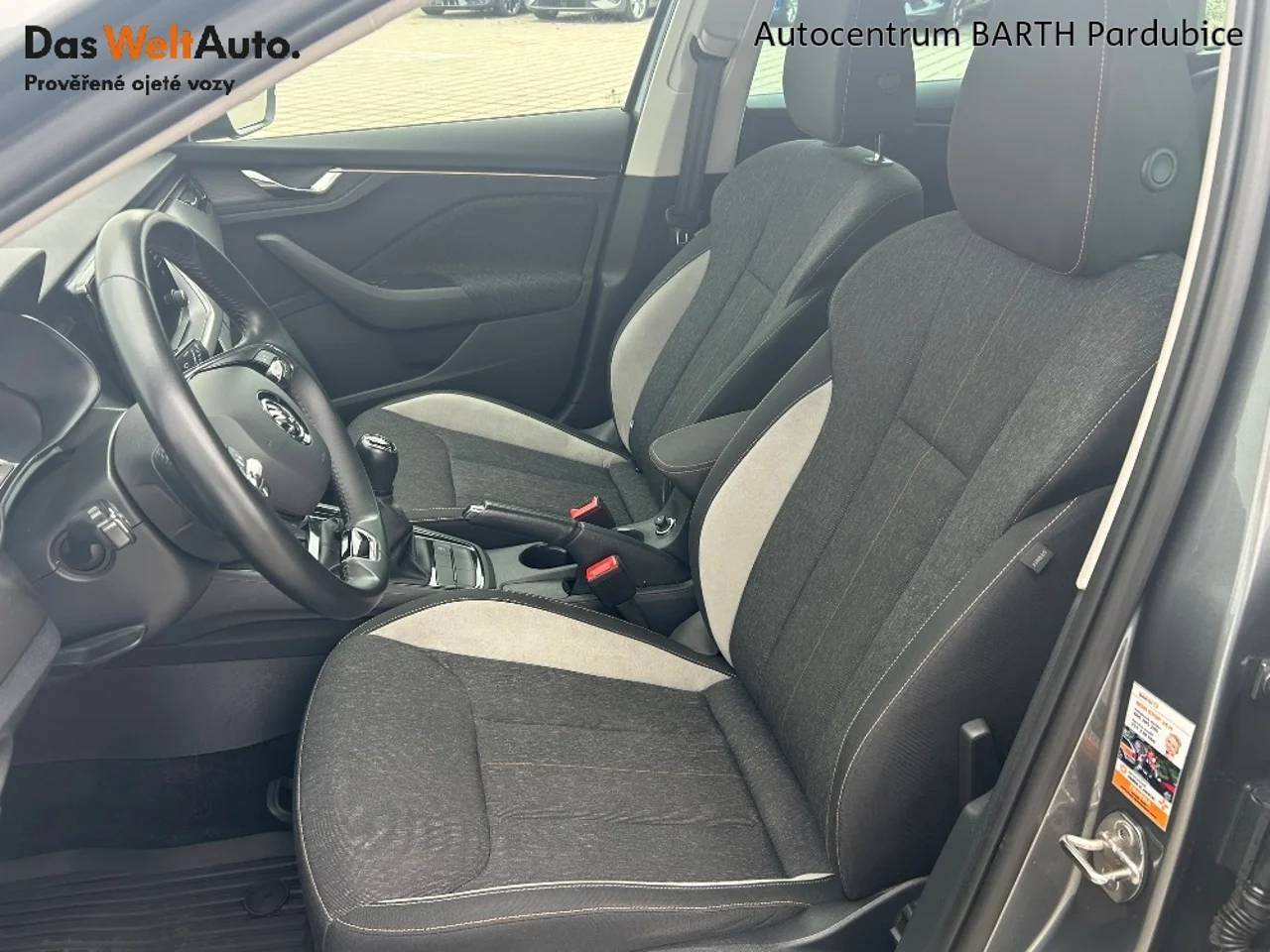 Škoda Scala 1,0 TSI 81 kW Schaltgetriebe Baujahr 2023, šedá - metalická, 110.596 km, Tschechien — Foto 6 von 22