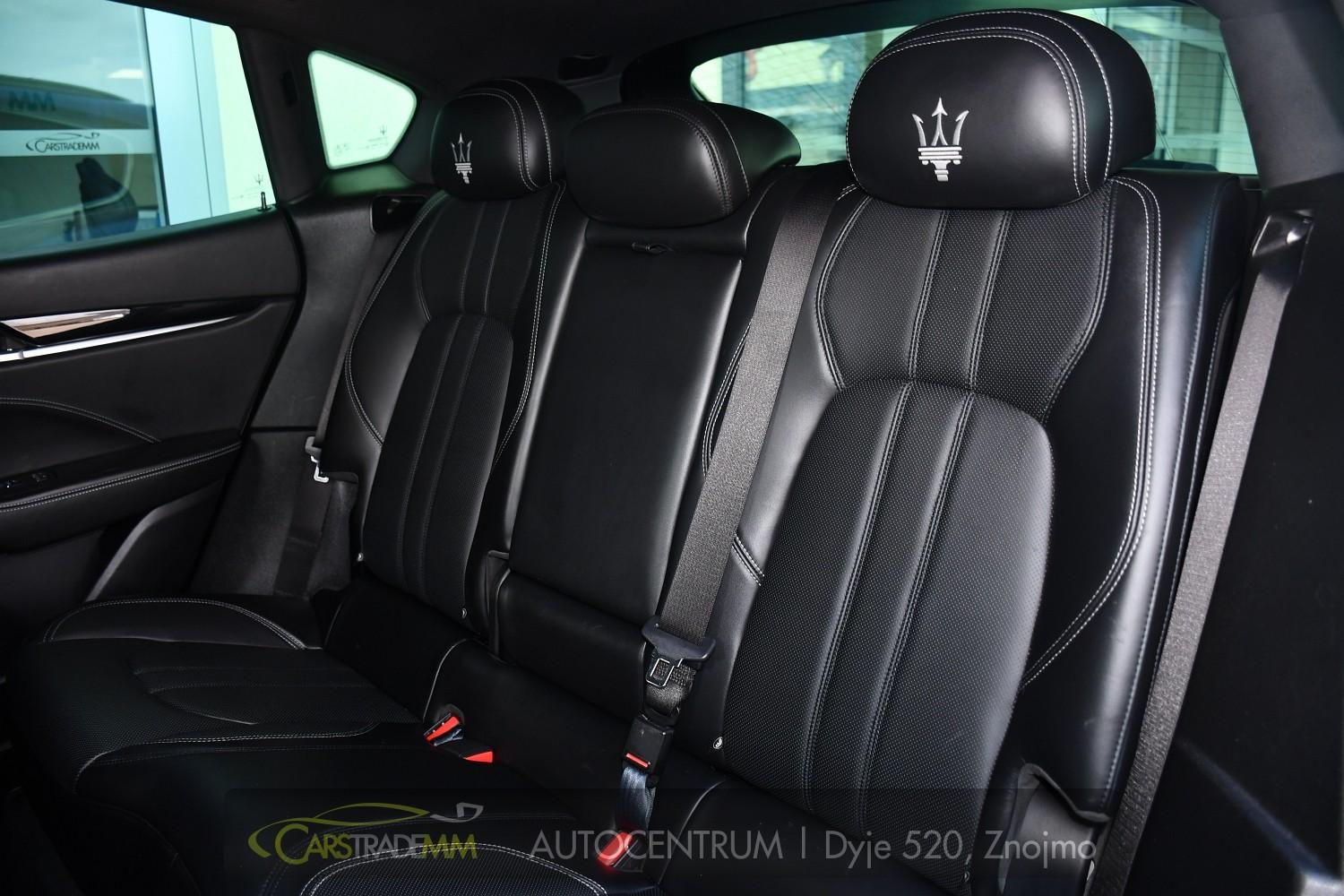 Maserati Levante Čr q4 3,0 202 kW 3.0D Baujahr 2020, 156.895 km, Tschechien — Foto 14 von 57