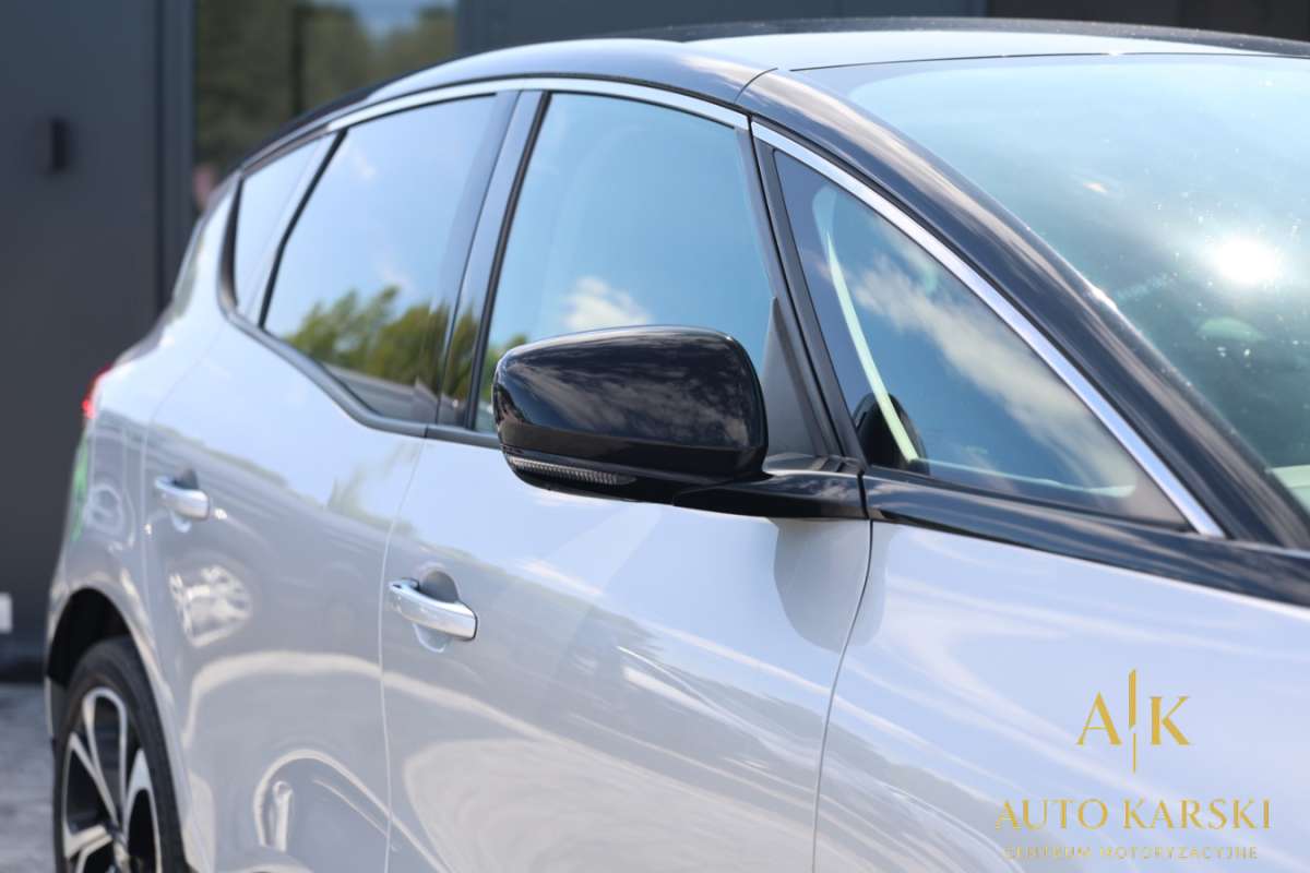 Renault Scenic 1,8 88 kW Automatik Baujahr 2020, silber, 190.000 km, Polen — Foto 15 von 39