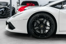 Lamborghini Huracan 4x4 5,2 5.2d 449 kW Automatik Baujahr 2015, 16.807 km, Polen — Foto 13 von 60