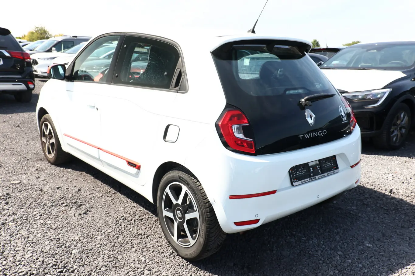 Renault Twingo 68 kW 0.9 TCe Automatik Baujahr 2019, weiß, 24.500 km, Deutschland — Foto 4 von 11