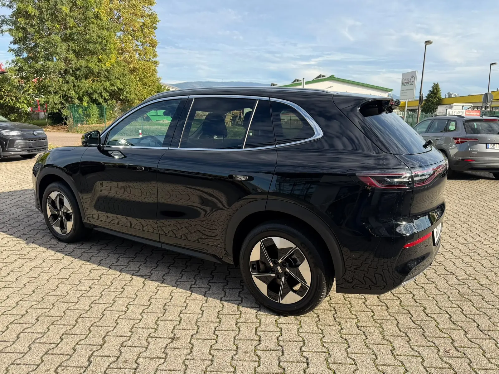 Geely E5 160 kW Automatik, schwarz, 99 km, Deutschland — Foto 4 von 27