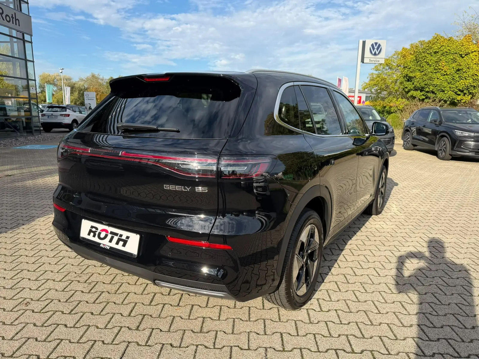 Geely E5 160 kW Automatik, schwarz, 99 km, Deutschland — Foto 6 von 27