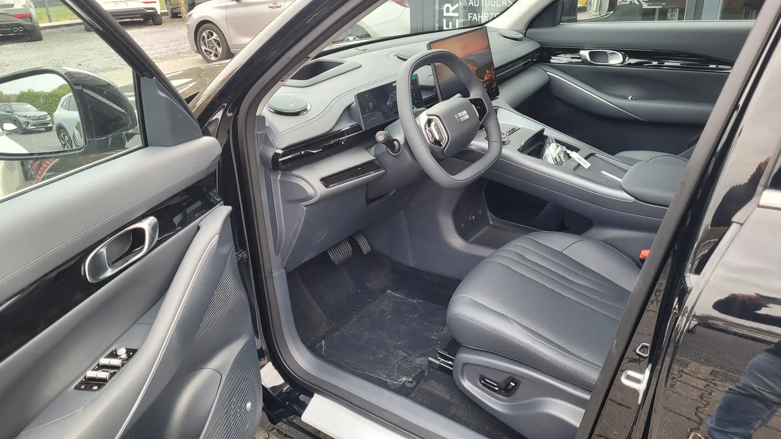 Geely E5 160 kW Automatik Baujahr 2026, schwarz, 50 km, Deutschland — Foto 7 von 26
