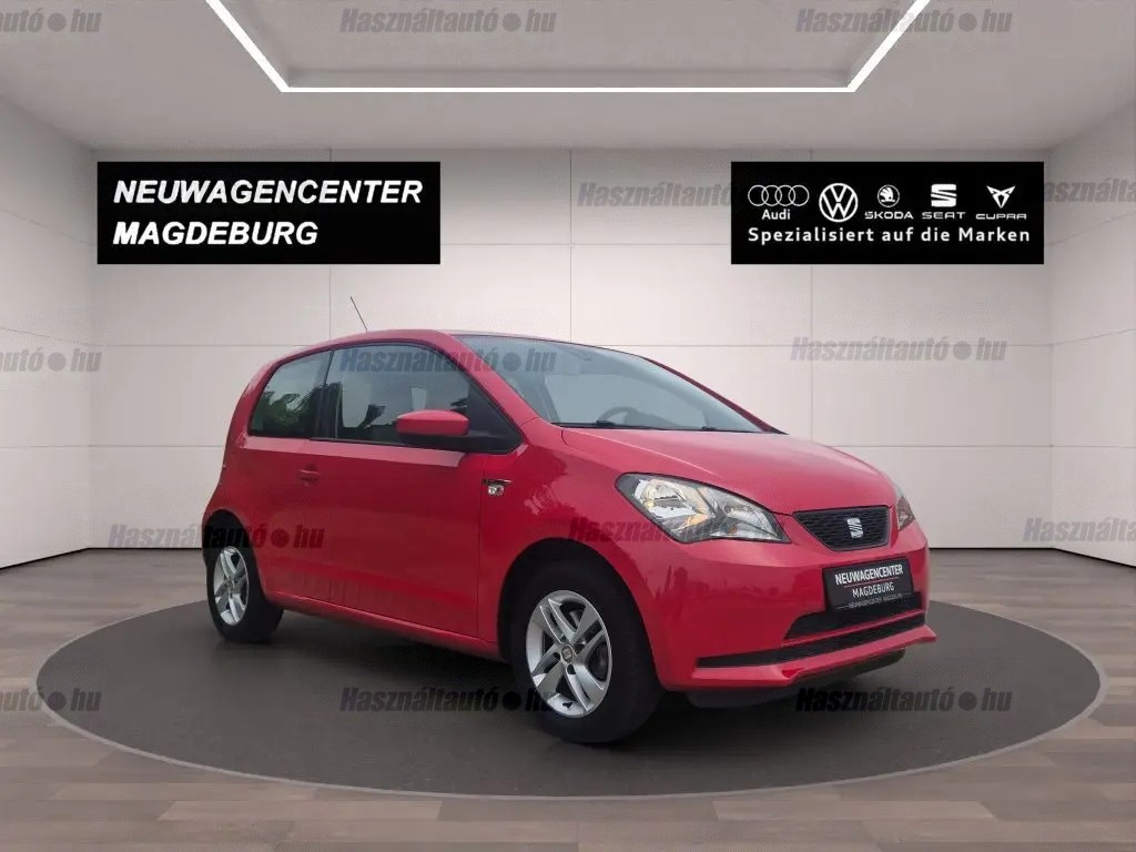 Seat MII 1,0 55 kW Schaltgetriebe Baujahr 2012, rot, 78.579 km, Deutschland — Foto 3 von 26