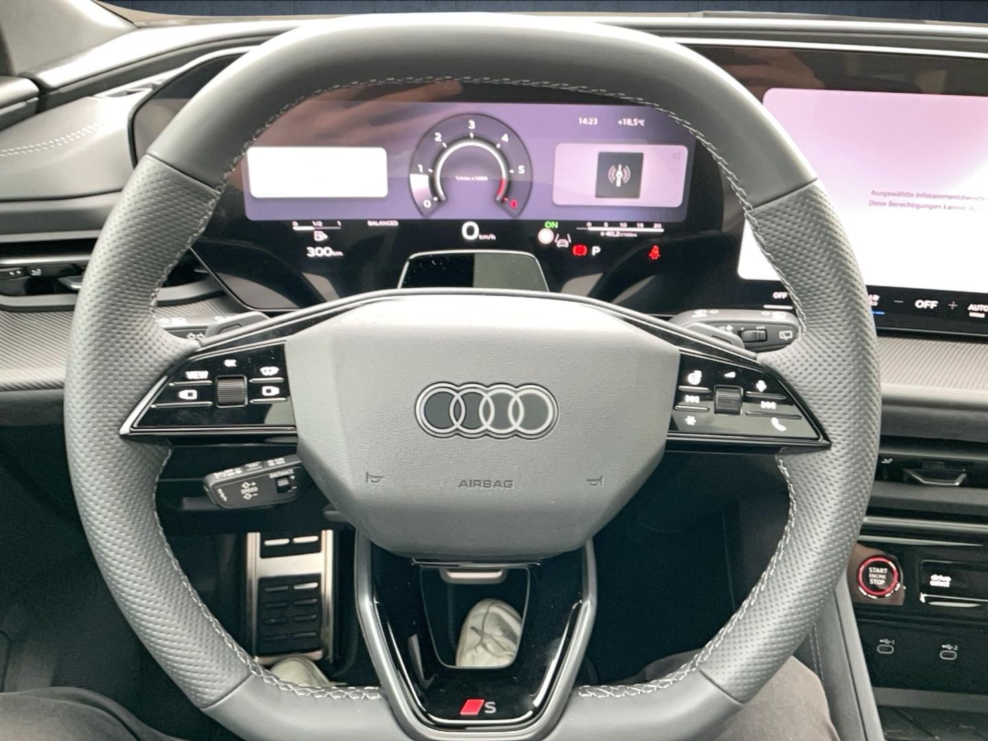Audi Q5 4x4 3,0 TDI 220 kW Automatik Baujahr 2026, Daytonagrau Perleffekt, 9.900 km, Deutschland — Foto 11 von 17