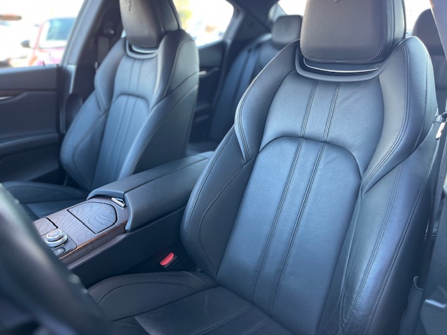 Maserati Ghibli S q4 3,0 316 kW Automatik Baujahr 2019, 49.586 km, Deutschland — Foto 13 von 50