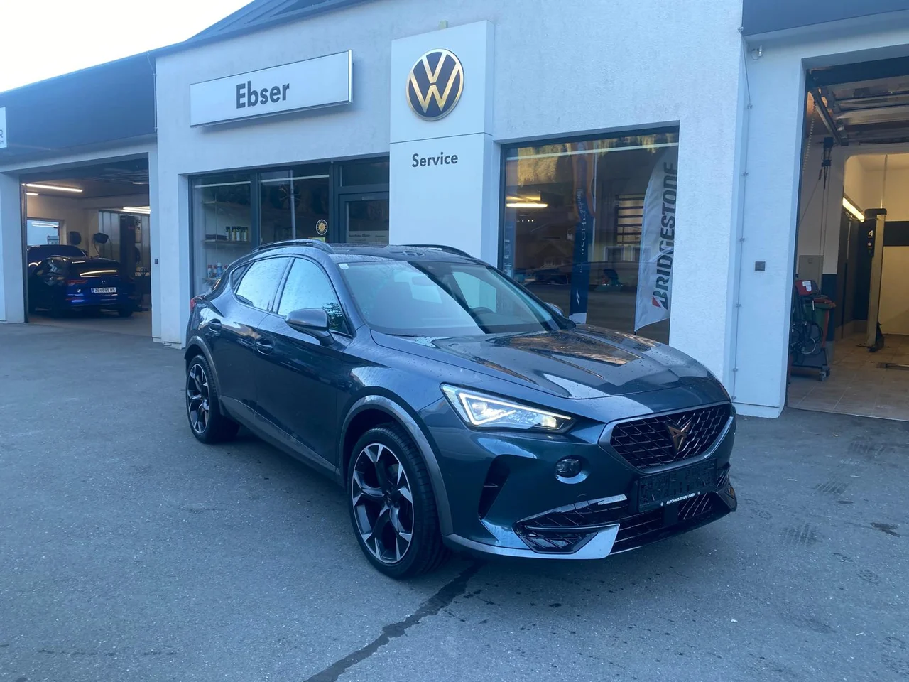 CUPRA Formentor 1,5 TSI 110 kW Schaltgetriebe Baujahr 2022, Magnet-Grau, 57.000 km, Österreich — Foto 1