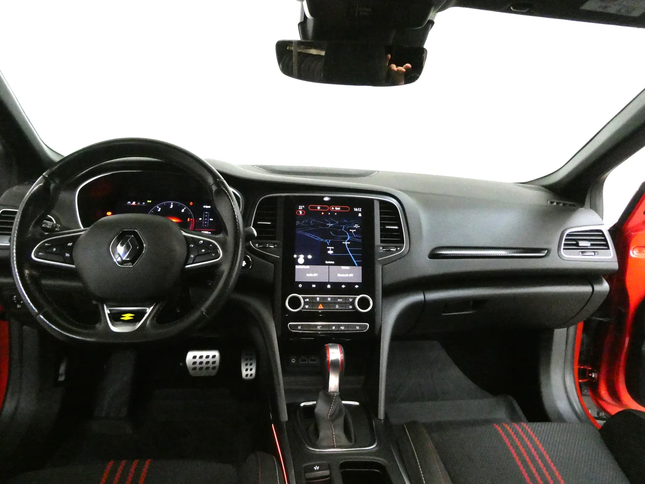 Renault Megane 1,5 85 kW Automatik Baujahr 2021, mittelrot metallic, 105.000 km, Österreich — Foto 14 von 34
