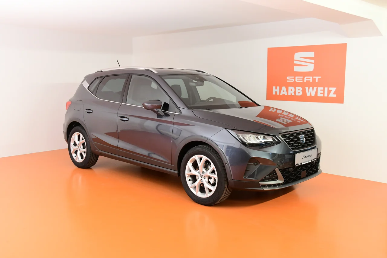 Seat Arona 1,0 TSI 70 kW Schaltgetriebe Baujahr 2025, Magnet-Grau Metallic, 16.877 km, Österreich — Foto 2 von 13