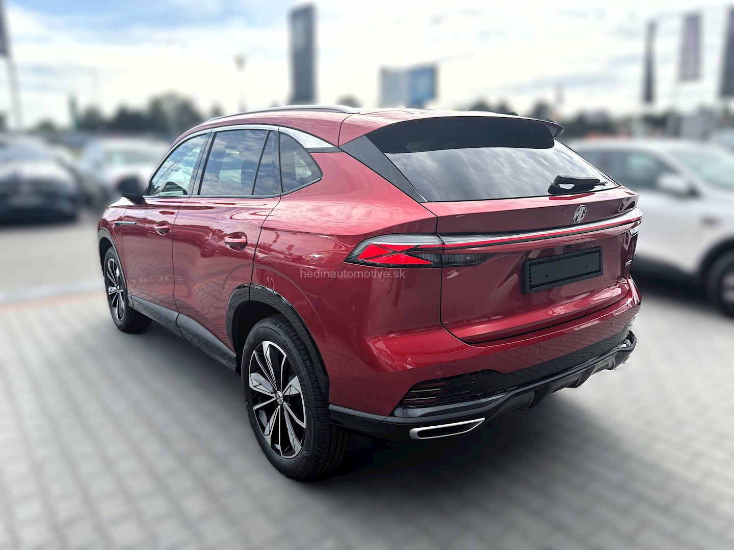 MG Hs Exlusive Hev 165 kW Baujahr 2026, 123 km, Slowakei — Foto 7 von 11