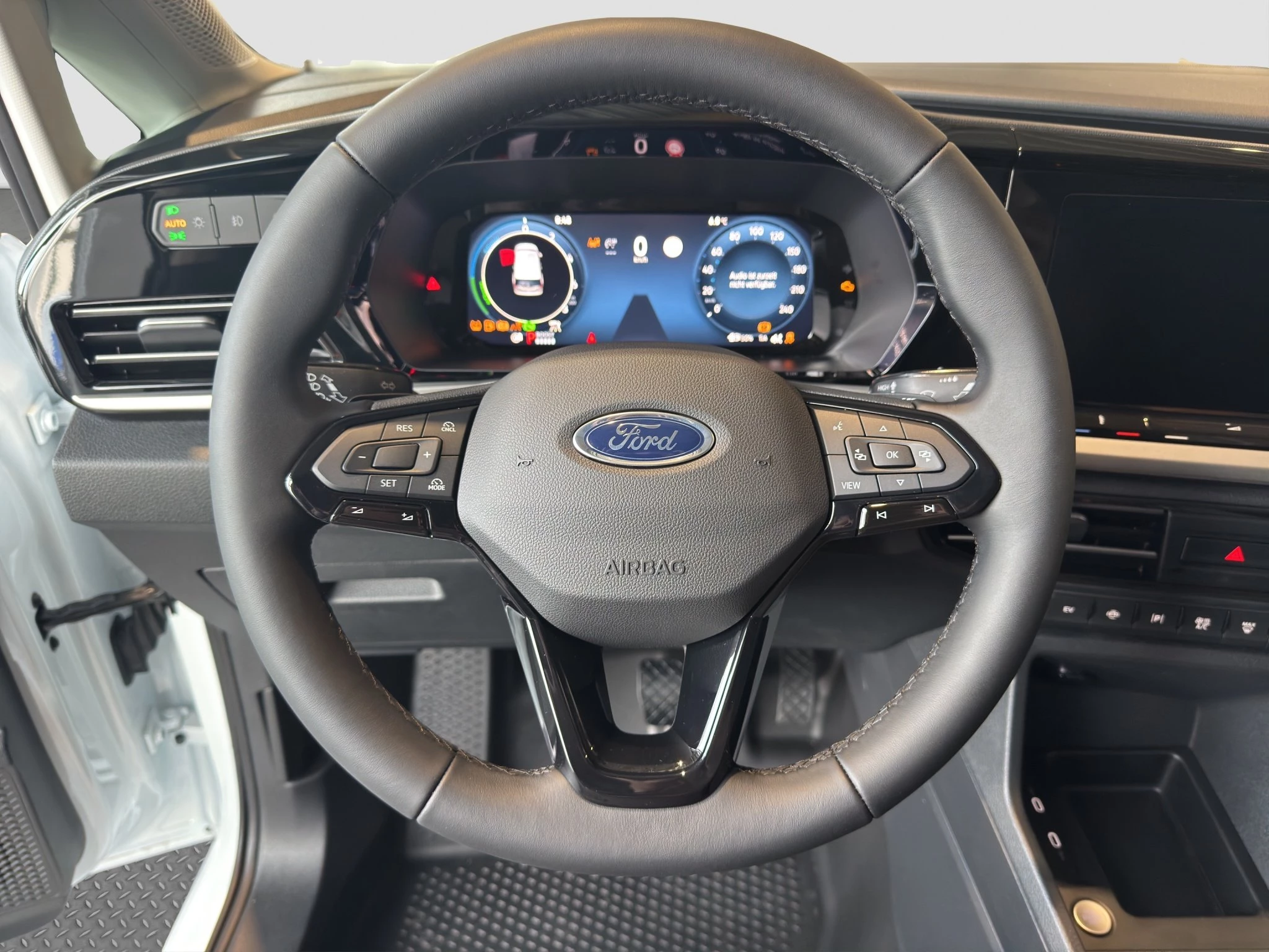 Ford Transit Connect 5,5 Automatik Baujahr 2025, 2.918 km, Deutschland — Foto 15 von 28