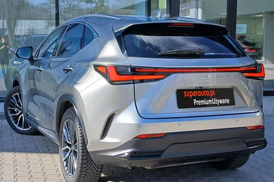 Lexus Nx 4x4 2,5 227 kW Automatik Baujahr 2024, 13.001 km, Polen — Foto 4 von 12