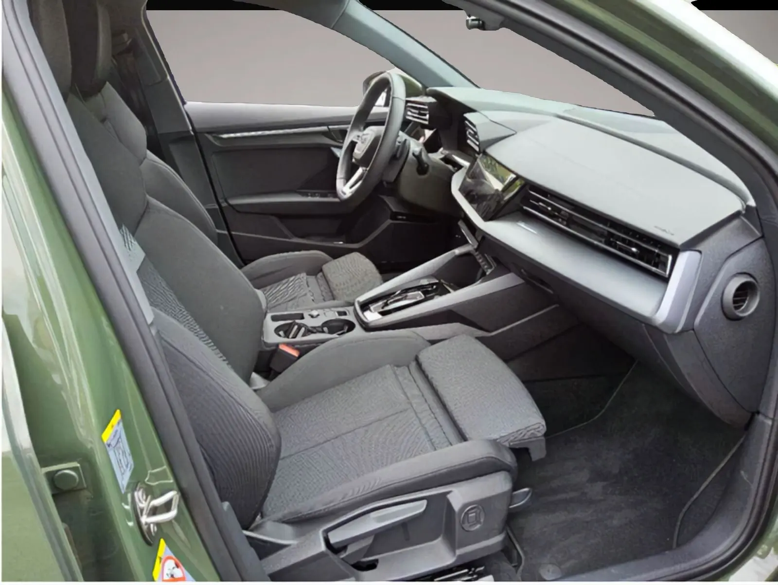 Audi A3 1,5 110 kW TFSI Automatik Baujahr 2025, grün, 12.648 km, Deutschland — Foto 3 von 3