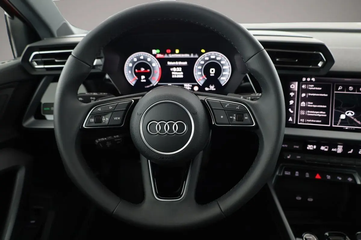 Audi A3 1,5 110 kW TFSI Automatik Baujahr 2026, rot, 10 km, Deutschland — Foto 6 von 7
