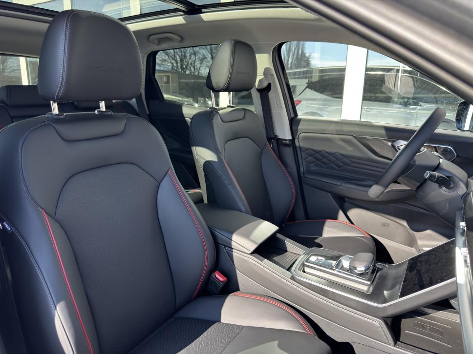 BAIC x7 1,5 138 kW Automatik, Slowakei — Foto 10 von 16