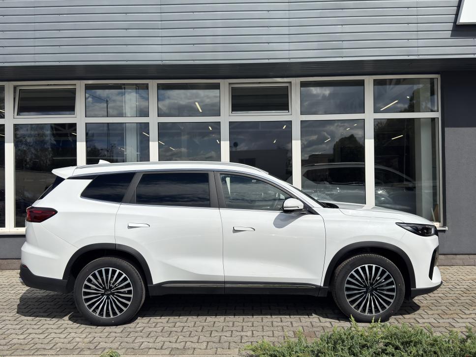 Chery Tiggo 8 1,6 GDI 108 kW Automatik, Slowakei — Foto 2 von 30