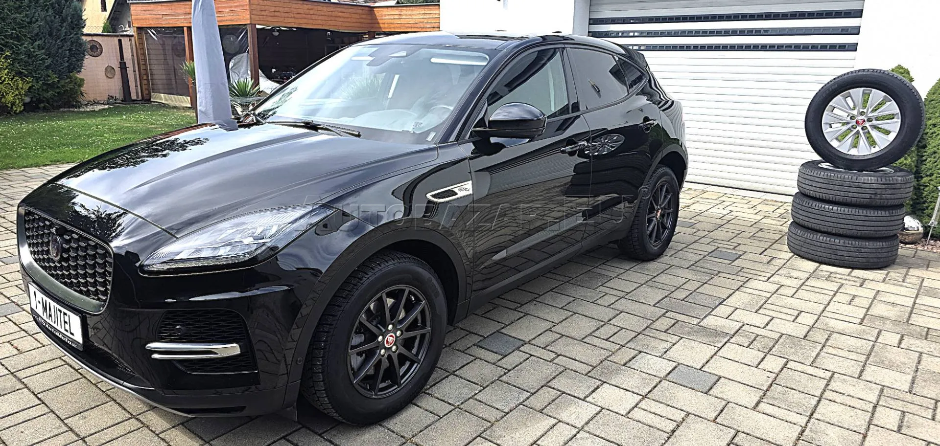 Jaguar E-Pace 2,0 147 kW Automatik, 106.136 km, Slowakei — Foto 3 von 60