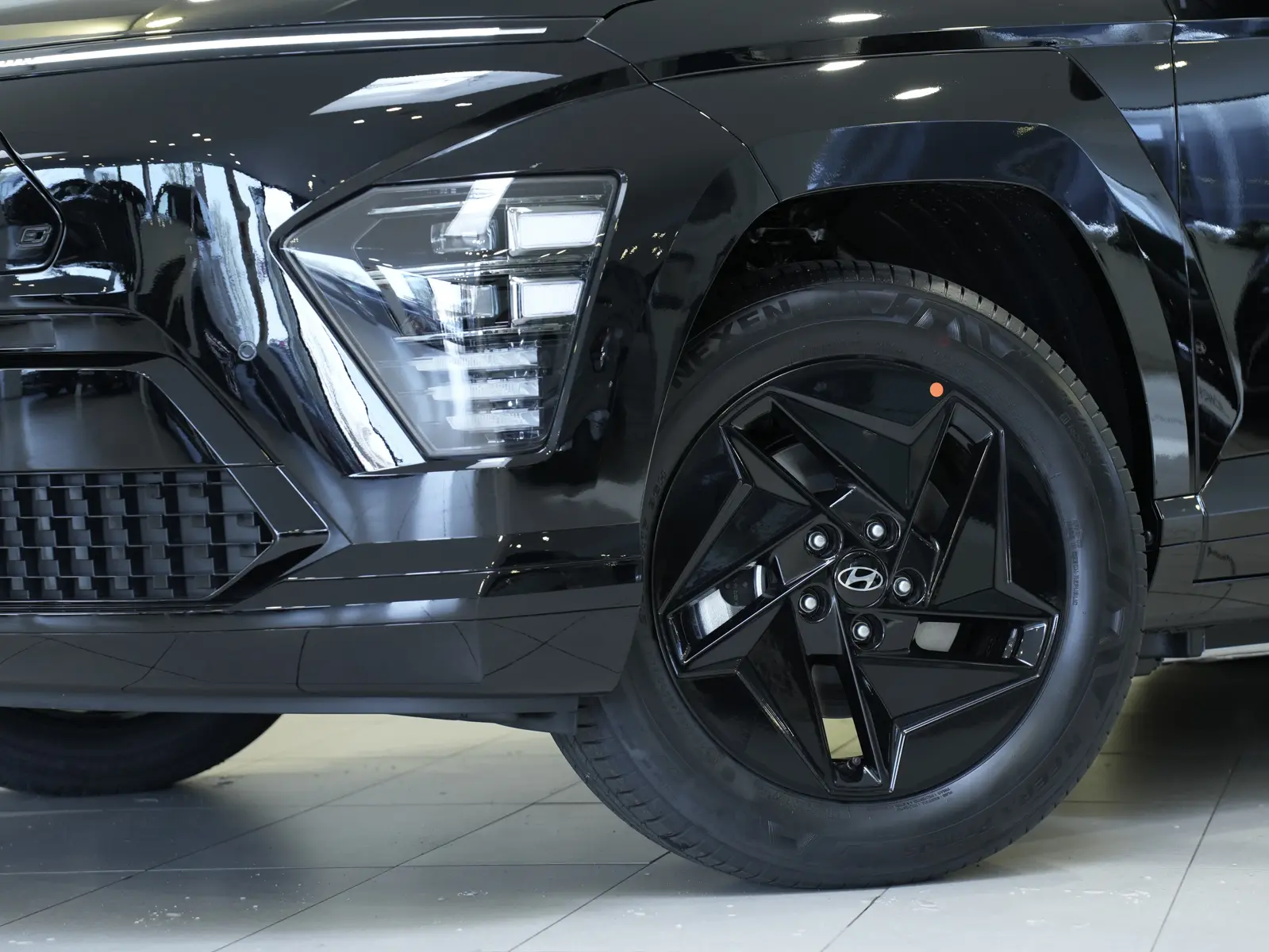 Hyundai Kona 1,5 150 kW 65kWh Baujahr 2026, schwarz, 0 km, Deutschland — Foto 6 von 18