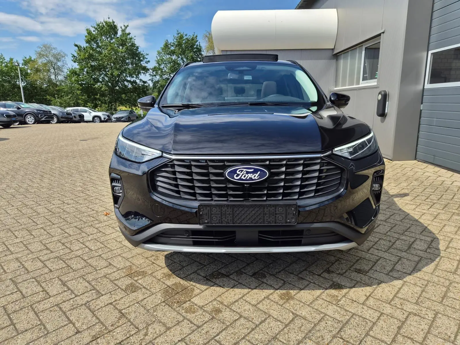 Ford Kuga 2,5 178 kW PHEV Automatik Baujahr 2026, schwarz, 2 km, Deutschland — Foto 8 von 29