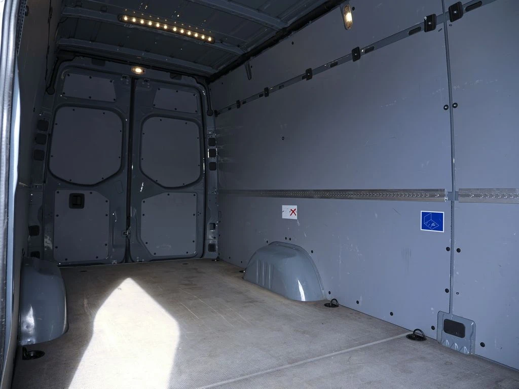 Mercedes-Benz Sprinter 2,0 125 kW Schaltgetriebe Baujahr 2024, 48.932 km, Deutschland — Foto 14 von 24