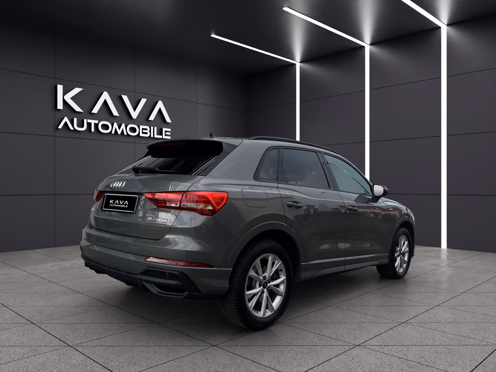Audi q3 2,0 TFSI 140 kW Automatik Baujahr 2025, 22.484 km, Deutschland — Foto 4 von 17