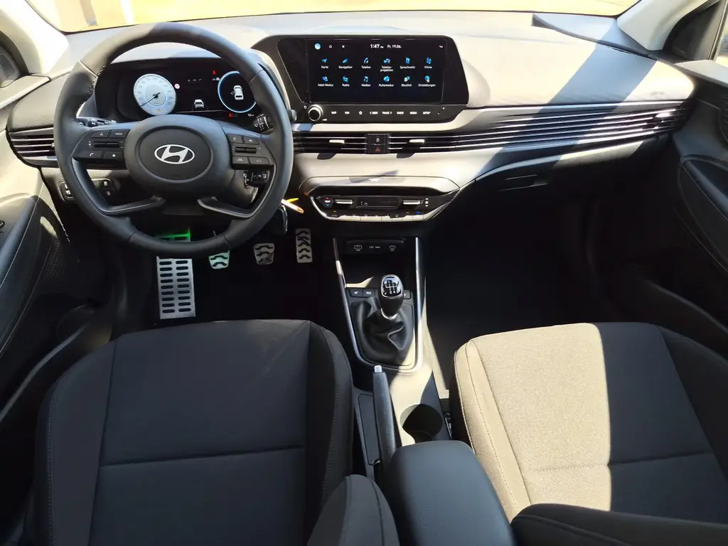 Hyundai Bayon 1.0 T-GDI 66 kW Schaltgetriebe Baujahr 2026, 2 km, Österreich — Foto 11 von 46