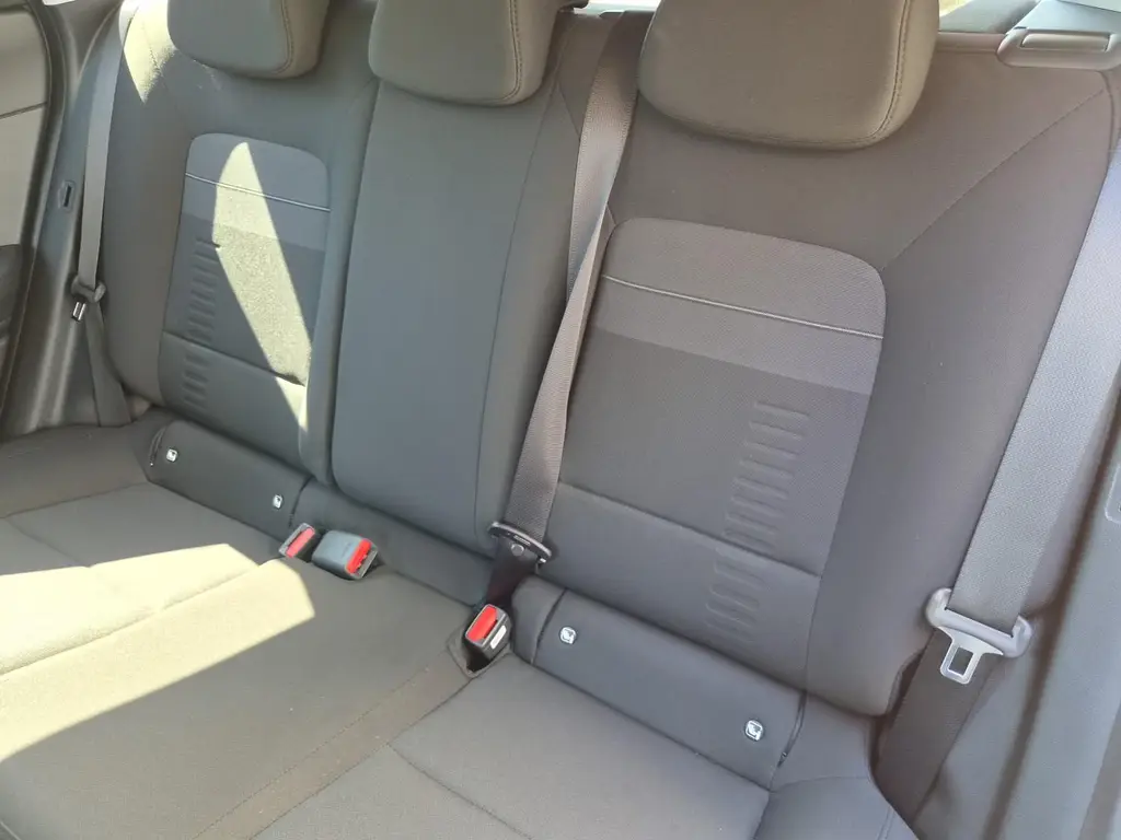 Hyundai Bayon 1.0 T-GDI 66 kW Schaltgetriebe Baujahr 2026, 2 km, Österreich — Foto 12 von 46