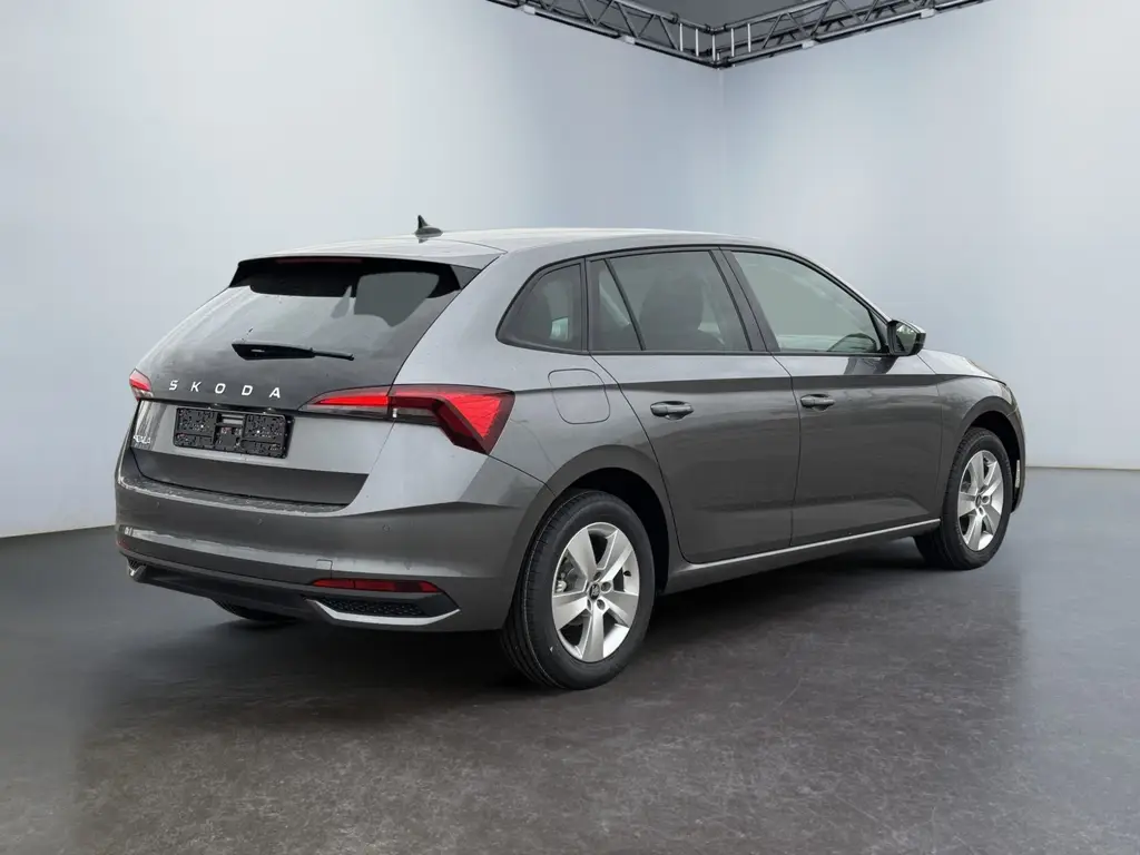Škoda Scala Extra Plus 1,5 TSI DSG Baujahr 2026, 10 km, Österreich — Foto 4 von 53