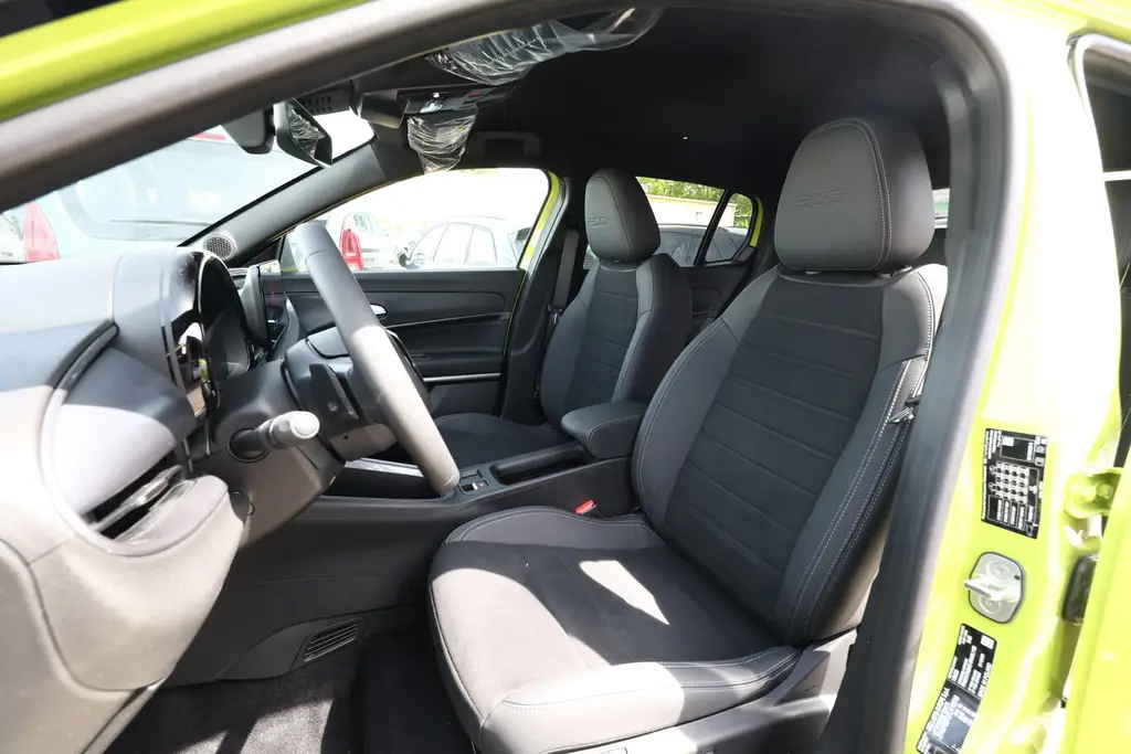 Fiat 600 1,2 Automatik Baujahr 2026, 10 km, Österreich — Foto 6 von 23