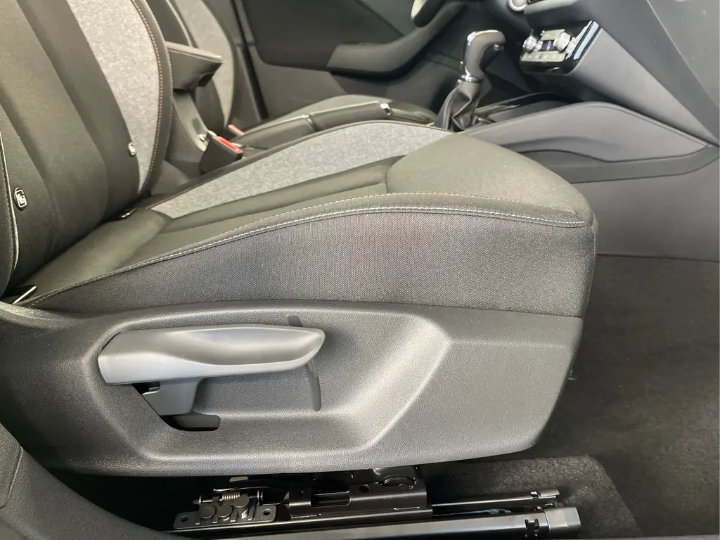 Škoda Kamiq 1.0 TSI DSG, 20 km, Österreich — Foto 15 von 39