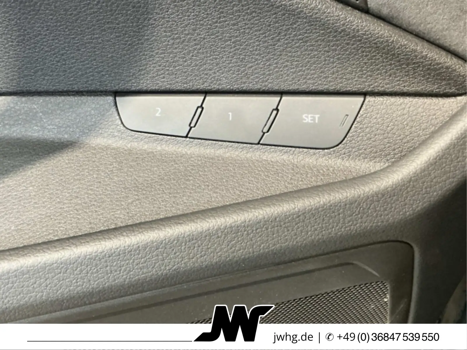 Audi Q8 4x4 3,0 300 kW Automatik Baujahr 2023, blau, 89.998 km, Deutschland — Foto 7 von 15